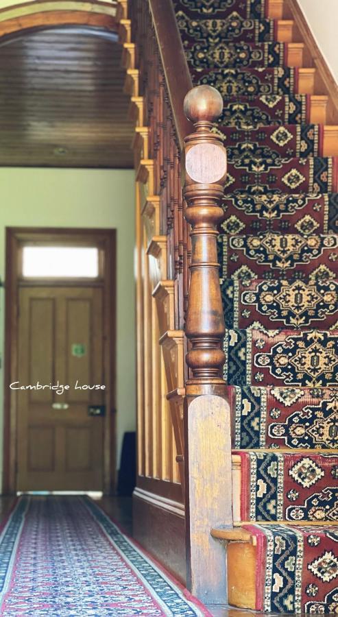 ケンブリッジ ハウス B&B Geeveston エクステリア 写真