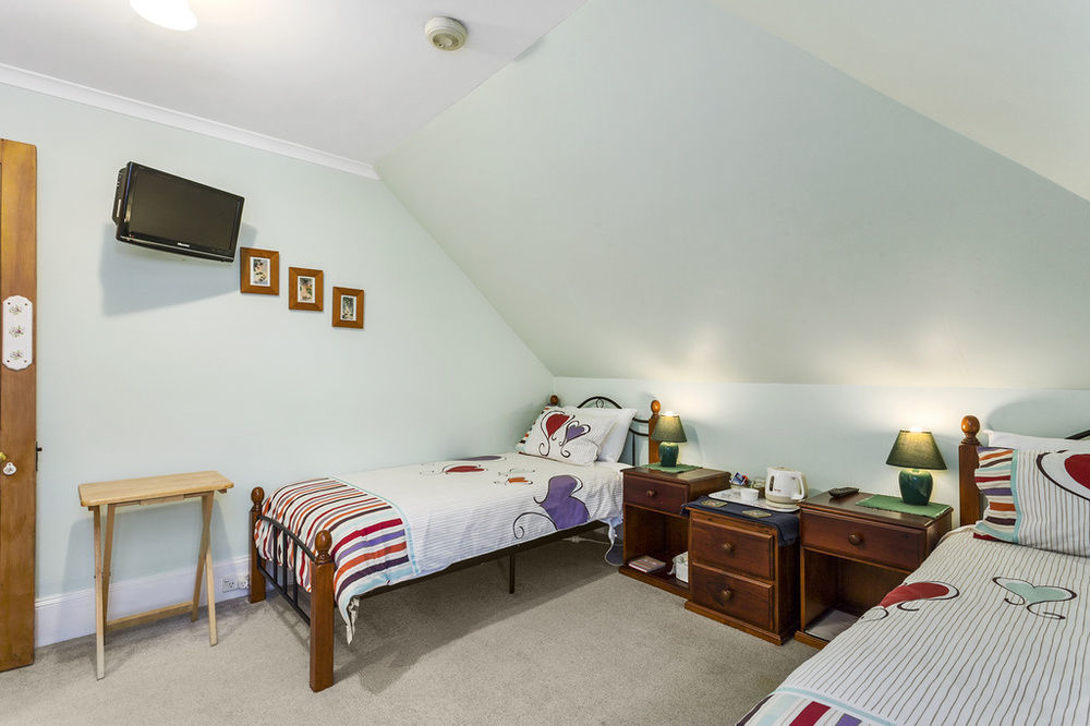 ケンブリッジ ハウス B&B Geeveston エクステリア 写真